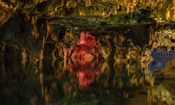 Visit Lascaux Caves