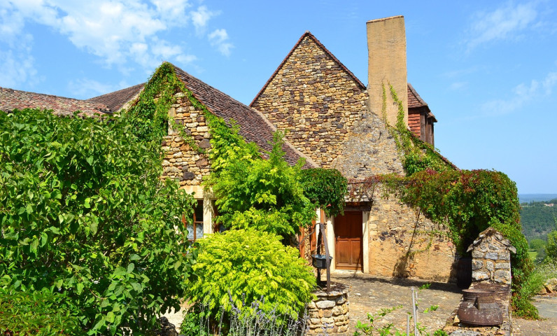 Camping en el pueblo de Corrèze última hora