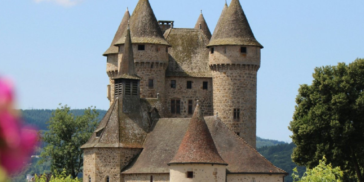 Les plus beaux châteaux en Corrèze